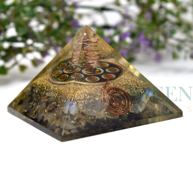 Labradorite Om Symbol Orgonite Pyramid
