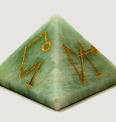 Wholesale Amazonite Reiki Engrave Pyramid for Sale 2